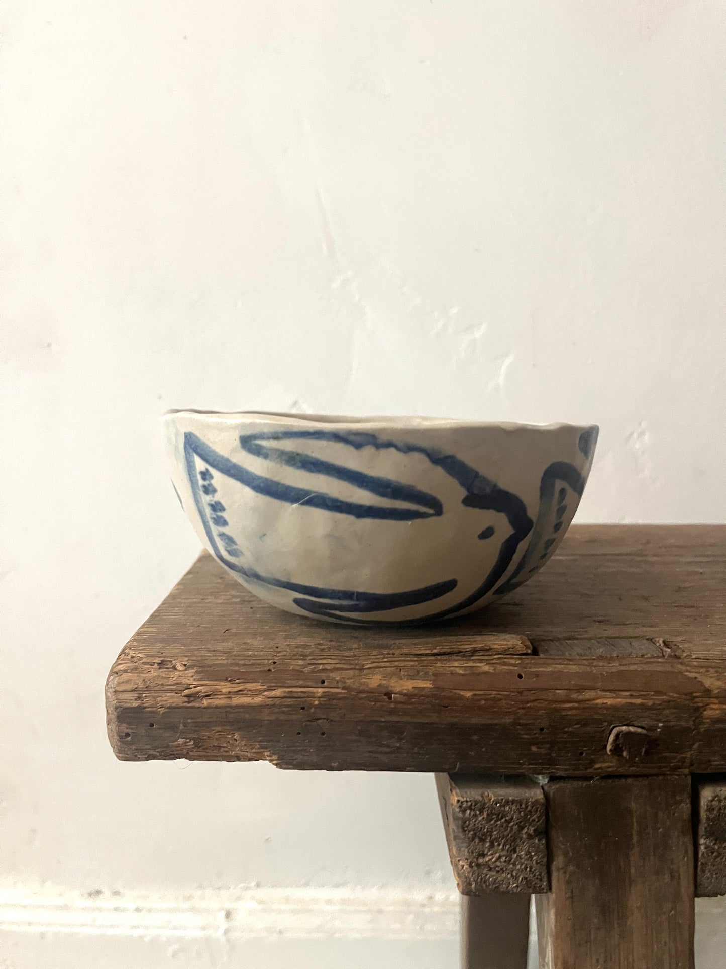 Stoneware bowl with bird design MADE TO ORDER