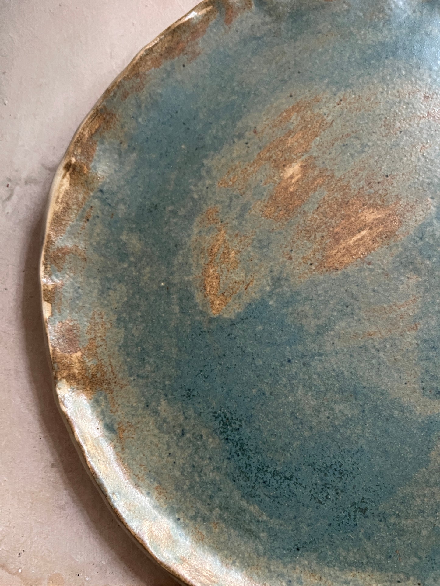 Blue tones plate